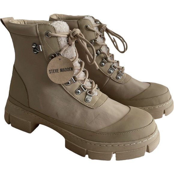 Women’s Boots STEVE MADDEN Hildy Rain Booties Size 9.5 Tan - Picture 1 of 11